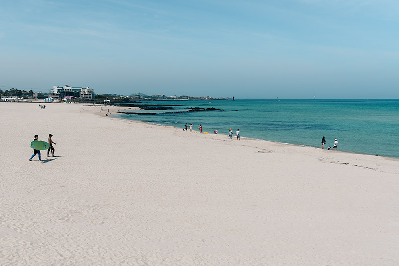 The 5 Best Hidden Beaches in Jeju Nobody Talks About